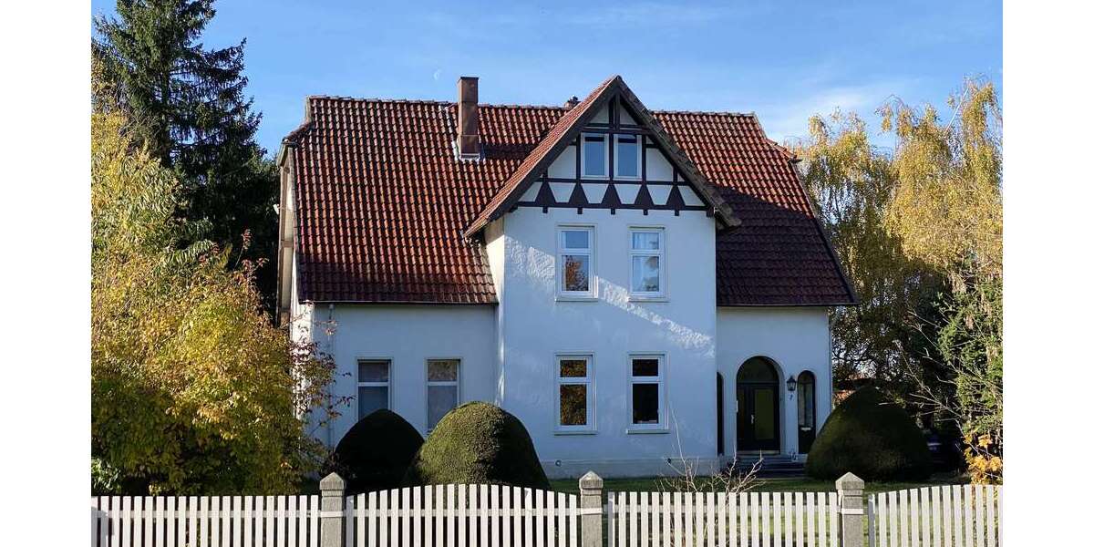 Einfamilienhaus Eyendorf - 8 Zimmer, 236 m&sup2;, 1.995&euro; | Angebot:25923239