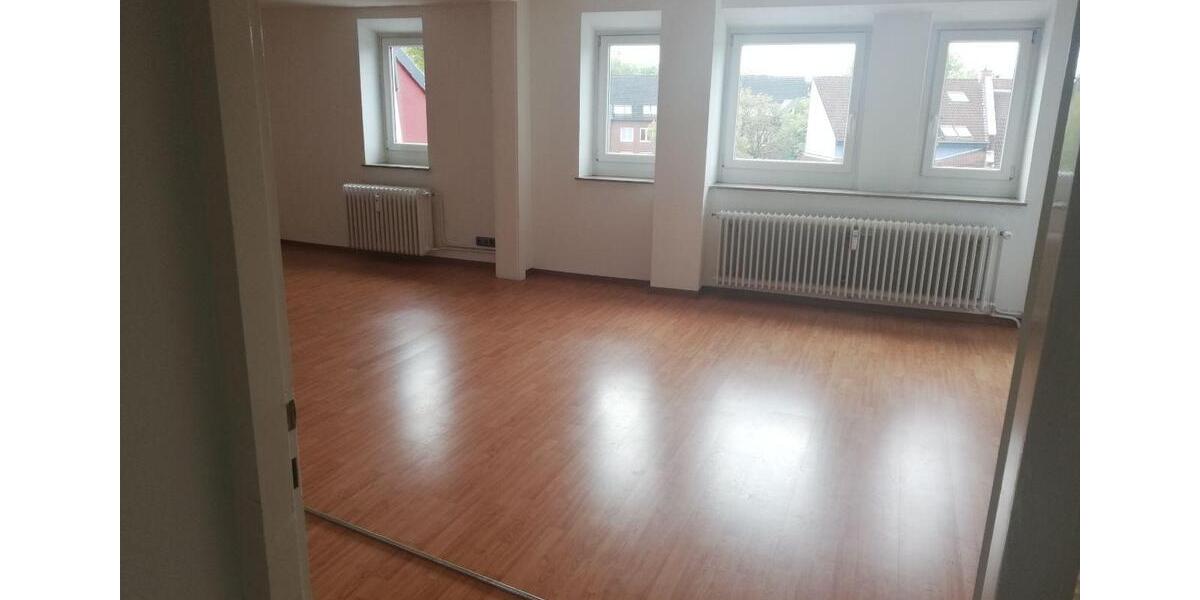 Dachgeschoßwohnung Osnabrück Hafen - 2 Zimmer, 82 m&sup2;, 750&euro; | Angebot:26350807