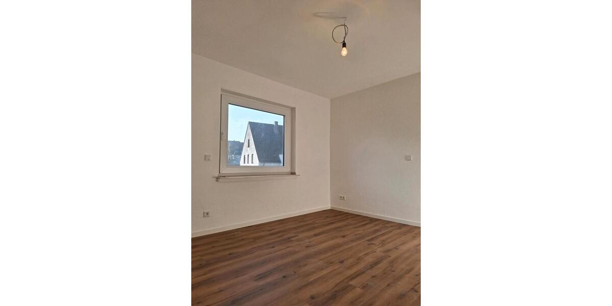 Große lichtdurchflutete Mietwohnung 4 zimmer