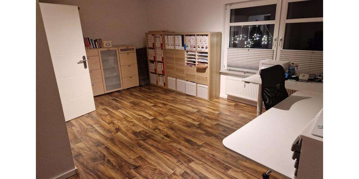 Maisonettenwohnung Steinheim - 5 Zimmer, 193 m&sup2;, 1.000&euro; | Angebot:24421877