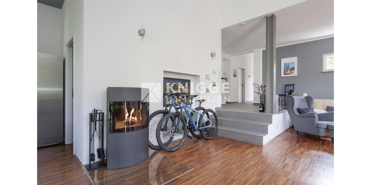 +++ 3439 - Architekten-Penthouse in begehrter Villenlage von GL-Hebborn +++ 4 zimmer