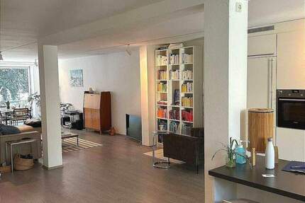 Wohnung Hamburg Uhlenhorst - 3 Zimmer, 121 m&sup2;, 2.600&euro; | Angebot:24545946