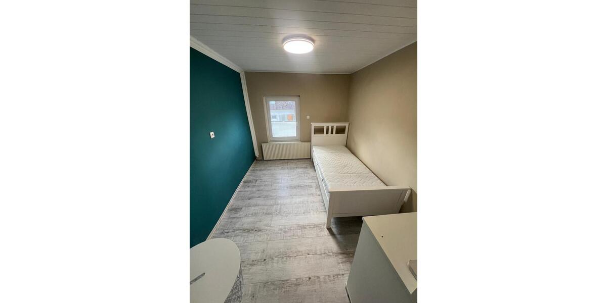 Wohnen auf Zeit Netphen - 2 Zimmer, 17 m&sup2;, 300&euro; | Angebot:25982200