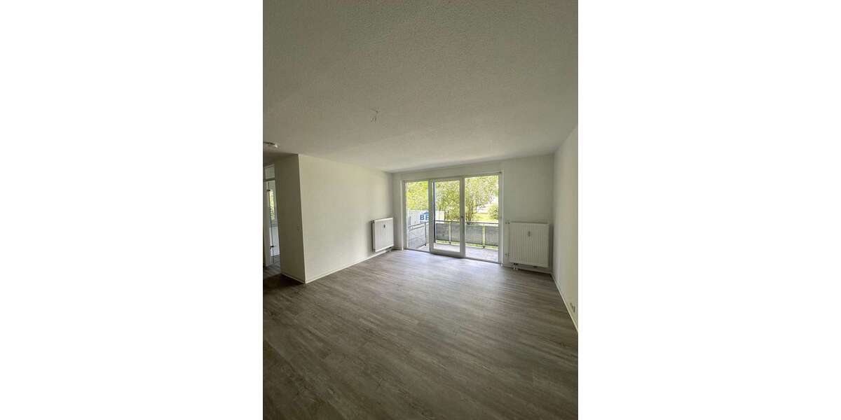 ++ Frisch Sanierte 2-Raumwohnung im blauen Wunder++ 2 zimmer