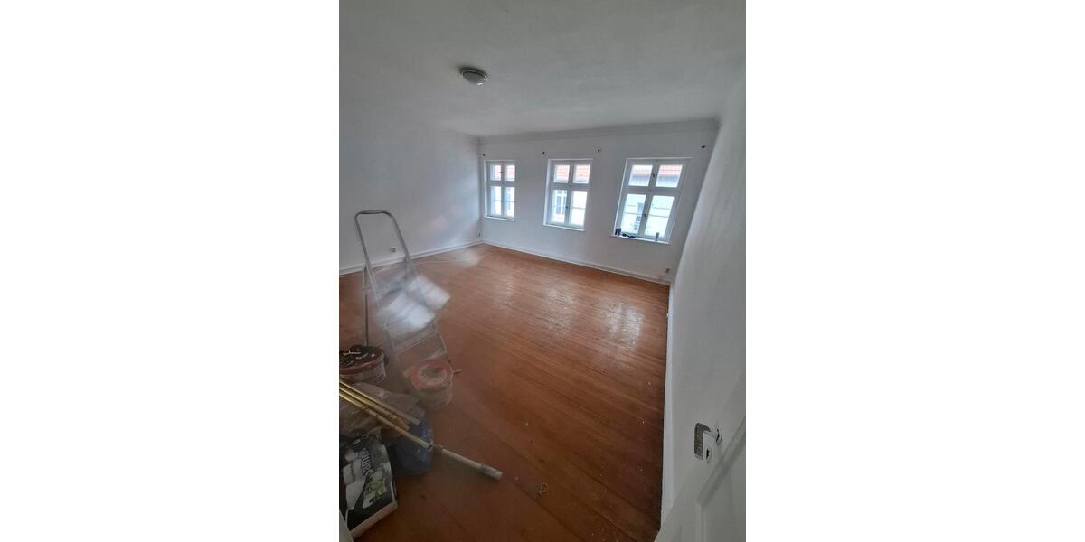 Etagenwohnung Neukalen - 4 Zimmer, 91 m&sup2;, 850&euro; | Angebot:26637139