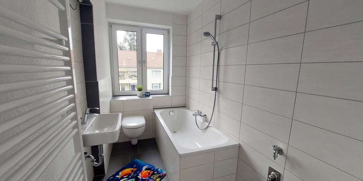 Etagenwohnung Chemnitz Siegmar - 3 Zimmer, 60 m&sup2;, 400&euro; | Angebot:27071338