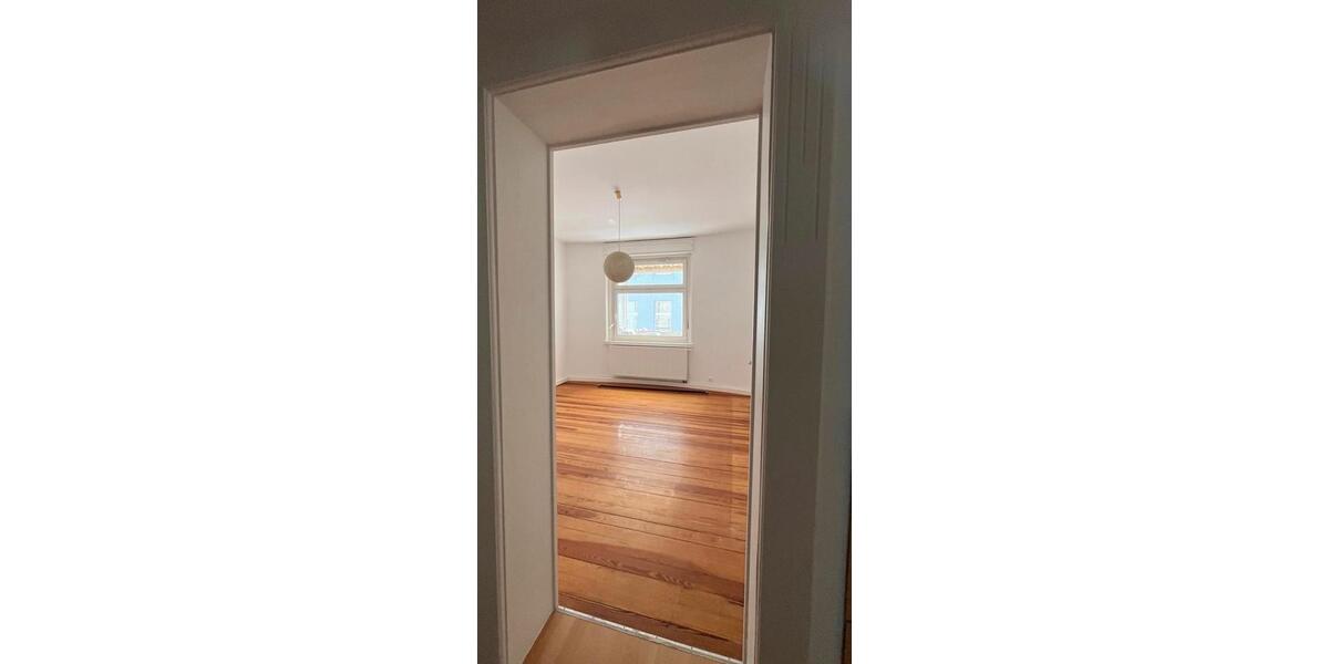 Etagenwohnung Augsburg - 4 Zimmer, 90 m&sup2;, 1.600&euro; | Angebot:26281607