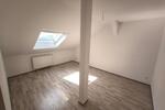 Dachgeschoßwohnung Zwickau - 3 Zimmer, 75 m&sup2;, 500&euro; | Angebot:26705459
