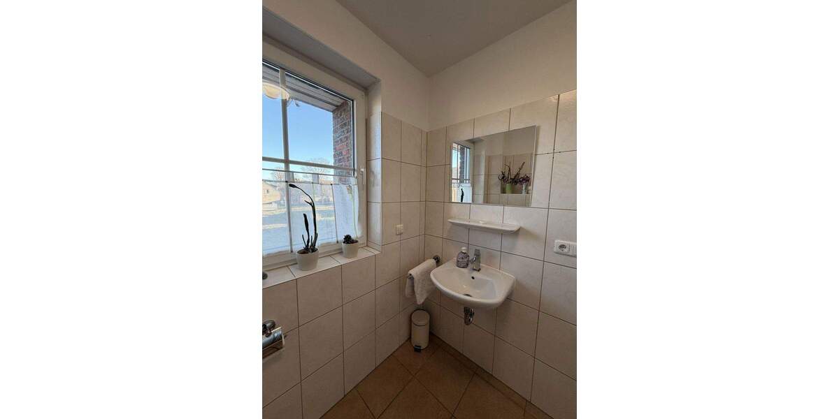 Einfamilienhaus Kröslin - 6 Zimmer, 220 m&sup2;, 1.990&euro; | Angebot:24671910