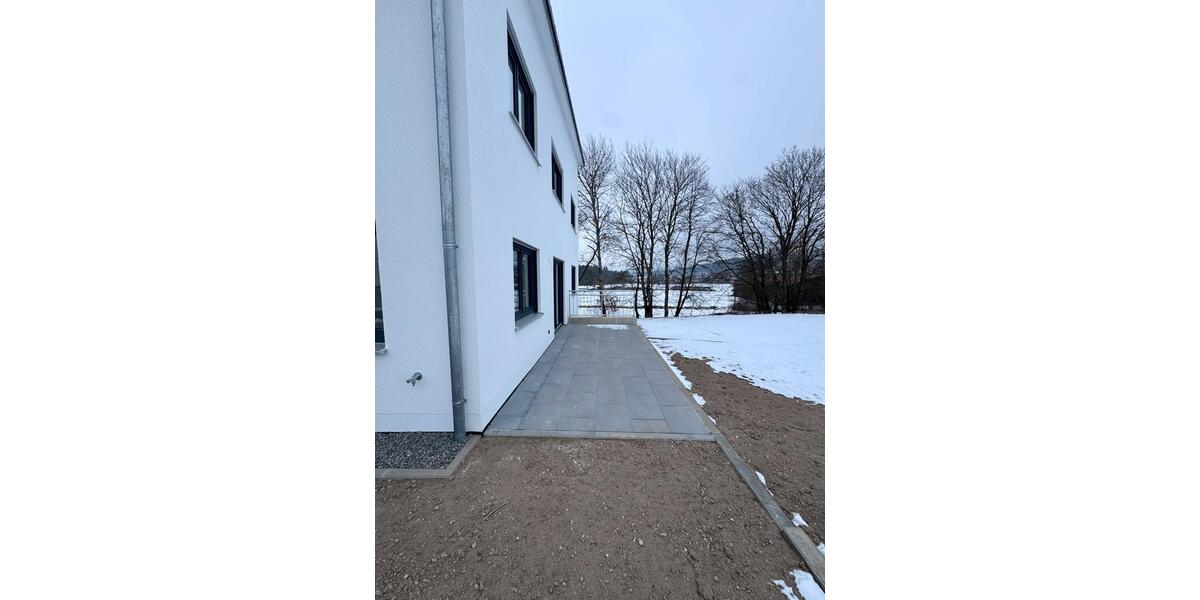 Doppelhaushälfte Irchenrieth - 5 Zimmer, 186 m&sup2;, 2.000&euro; | Angebot:26049226