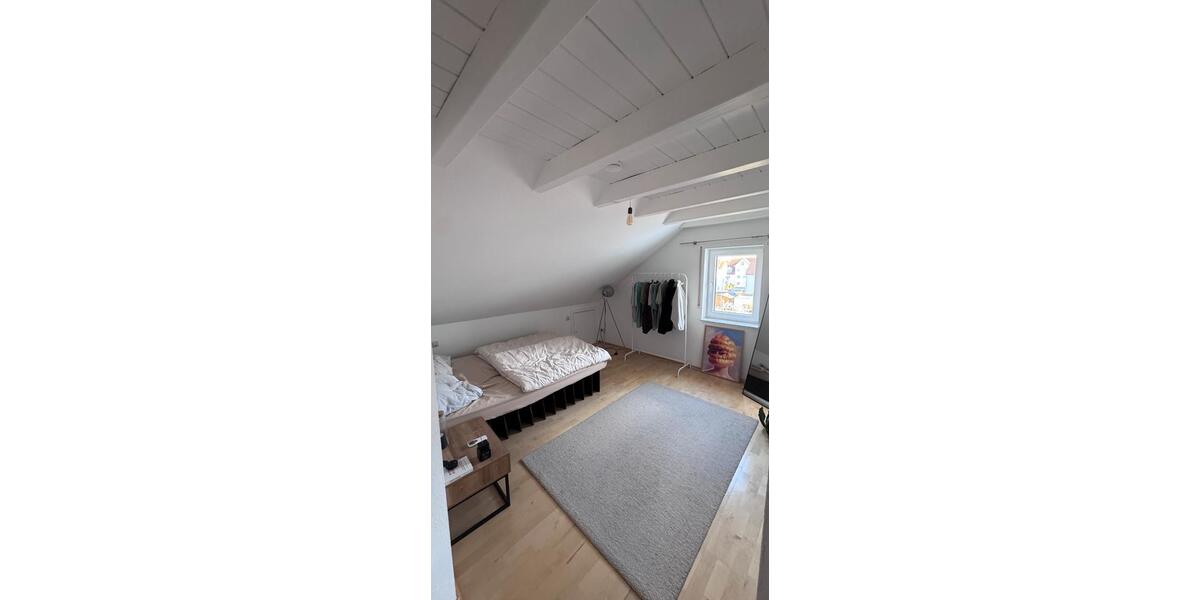 Dachgeschoßwohnung Trossingen - 3.5 Zimmer, 70 m&sup2;, 700&euro; | Angebot:26378637