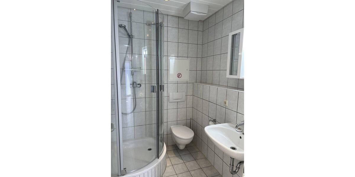 Etagenwohnung Pforzheim Nordstadt - 2 Zimmer, 65 m&sup2;, 630&euro; | Angebot:26819962