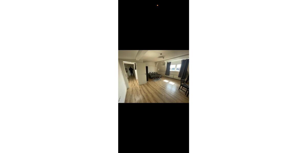 Dachgeschoßwohnung Molfsee - 3 Zimmer, 77 m&sup2;, 1.050&euro; | Angebot:26546890