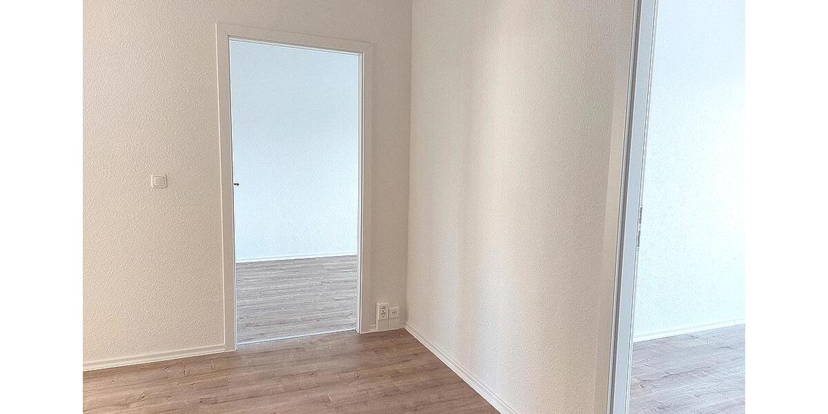 Etagenwohnung Bernsdorf - 3 Zimmer, 48 m&sup2;, 205&euro; | Angebot:19462449