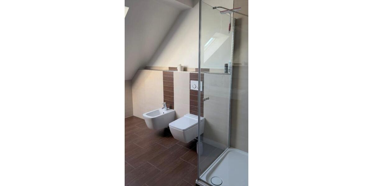 Dachgeschoßwohnung Harsewinkel - 4 Zimmer, 120 m&sup2;, 900&euro; | Angebot:26679368