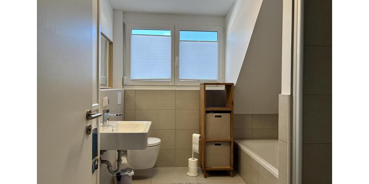 Reihenhaus Hilpoltstein - 5 Zimmer, 125 m&sup2;, 1.600&euro; | Angebot:26147020