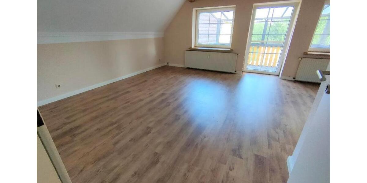 Dachgeschoßwohnung Ruhner Berge - 3 Zimmer, 75 m&sup2;, 600&euro; | Angebot:22694802