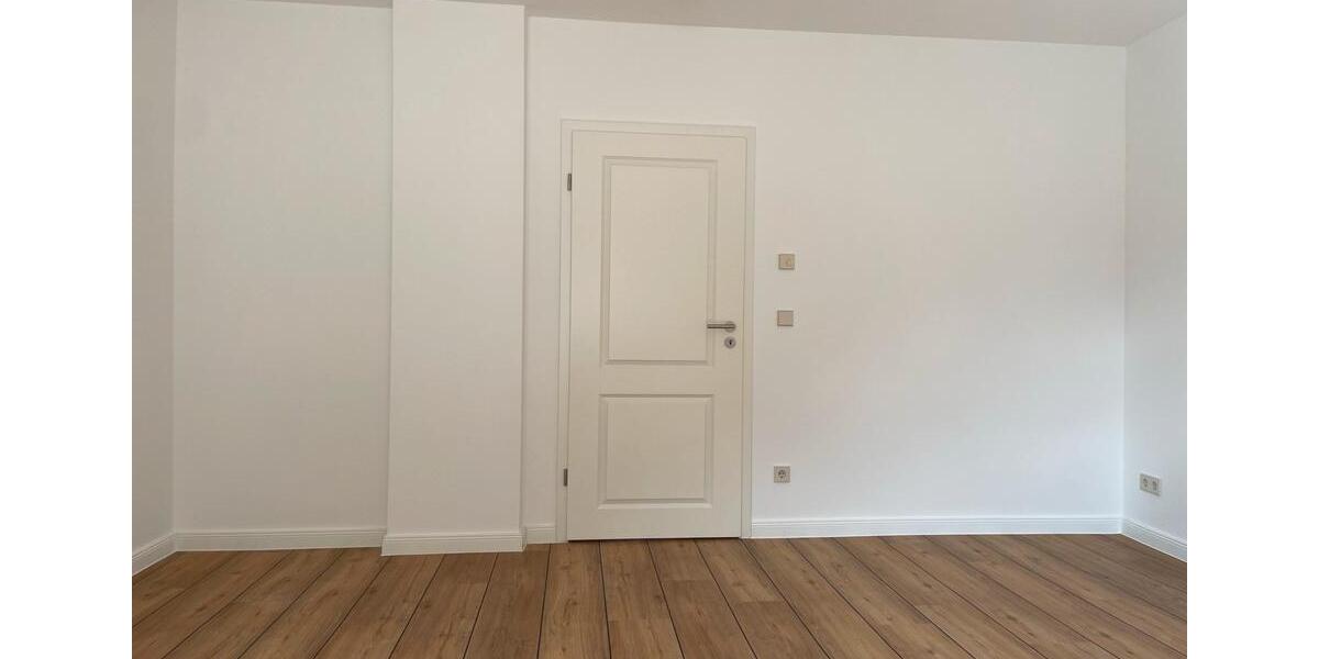 Etagenwohnung Güstrow - 4 Zimmer, 95 m&sup2;, 880&euro; | Angebot:25219752
