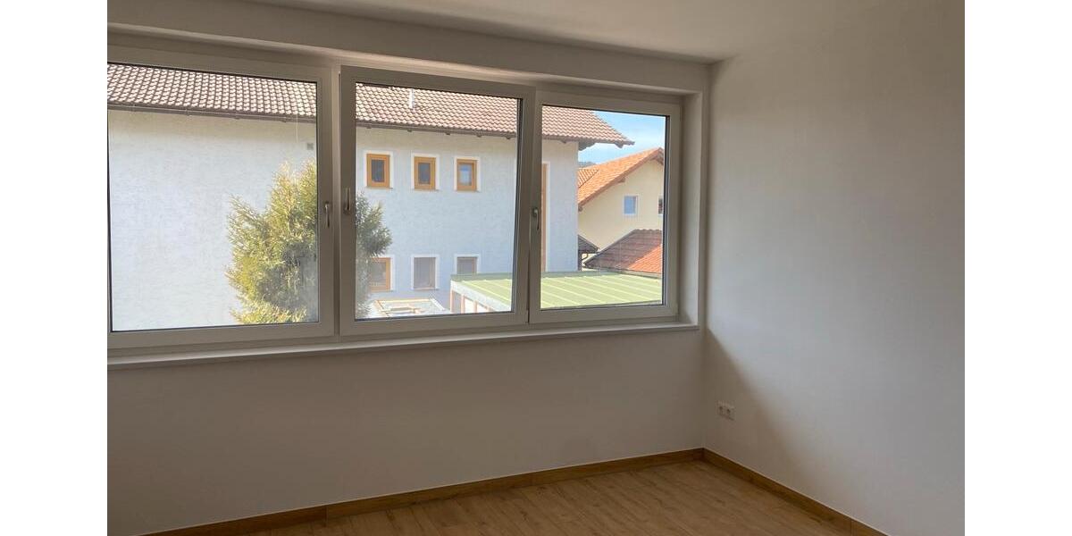 Erdgeschoßwohnung Drachselsried - 3 Zimmer, 70 m&sup2;, 630&euro; | Angebot:25857775