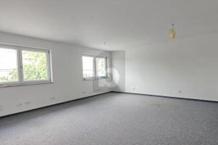 FLEXIBLE FLÄCHE IM 1. STOCK MIT LIFT UND TG-PLÄTZEN - Gewerbeobjekt Germering | Angebot:25971025