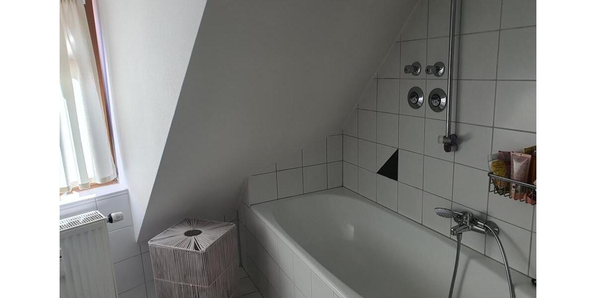 Dachgeschoßwohnung Amberg - 2 Zimmer, 60 m&sup2;, 670&euro; | Angebot:26176809