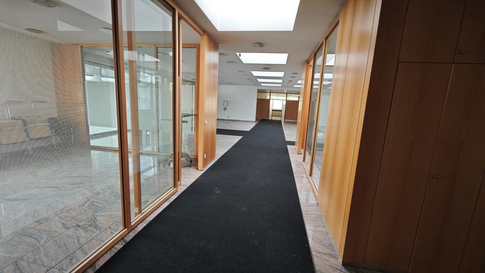 500m² Gewerbeanwesen in zentraler Lage von Landsweiler-Reden zimmer