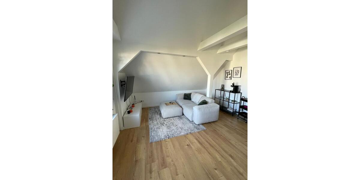 Dachgeschoßwohnung Linden - 2 Zimmer, 45 m&sup2;, 800&euro; | Angebot:25392010
