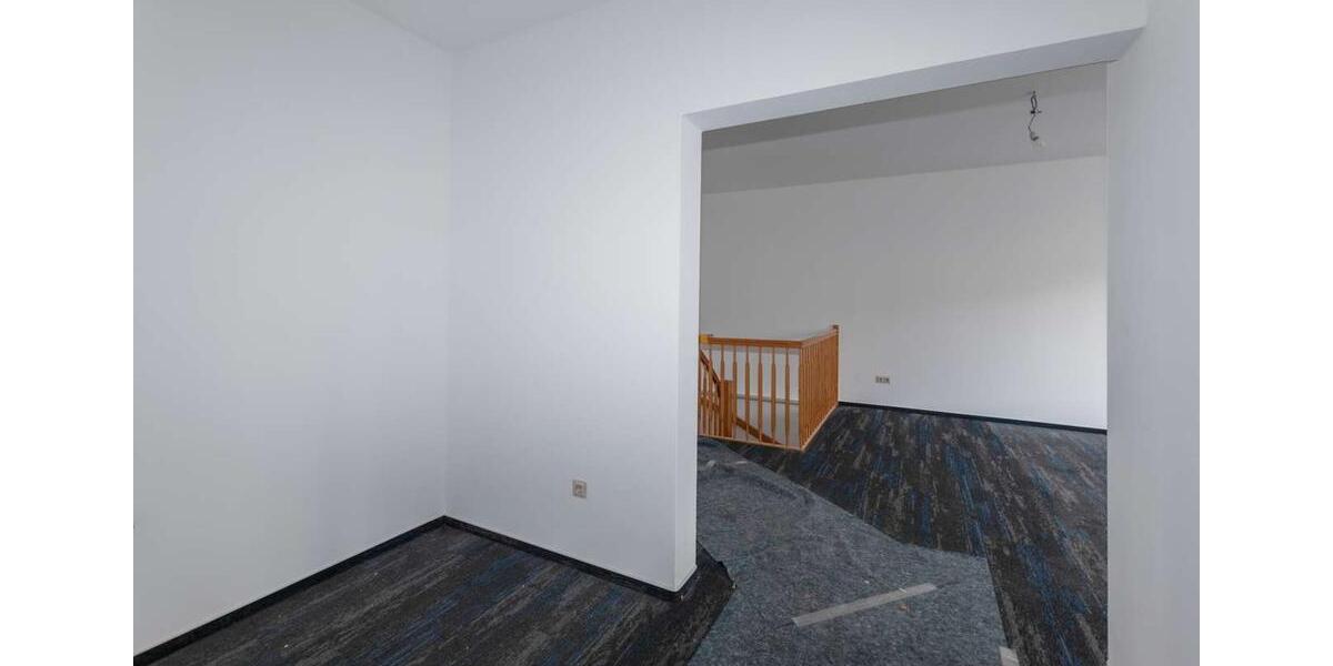 Erdgeschoßwohnung Leipzig Paunsdorf - 4 Zimmer, 100 m&sup2;, 950&euro; | Angebot:26013554