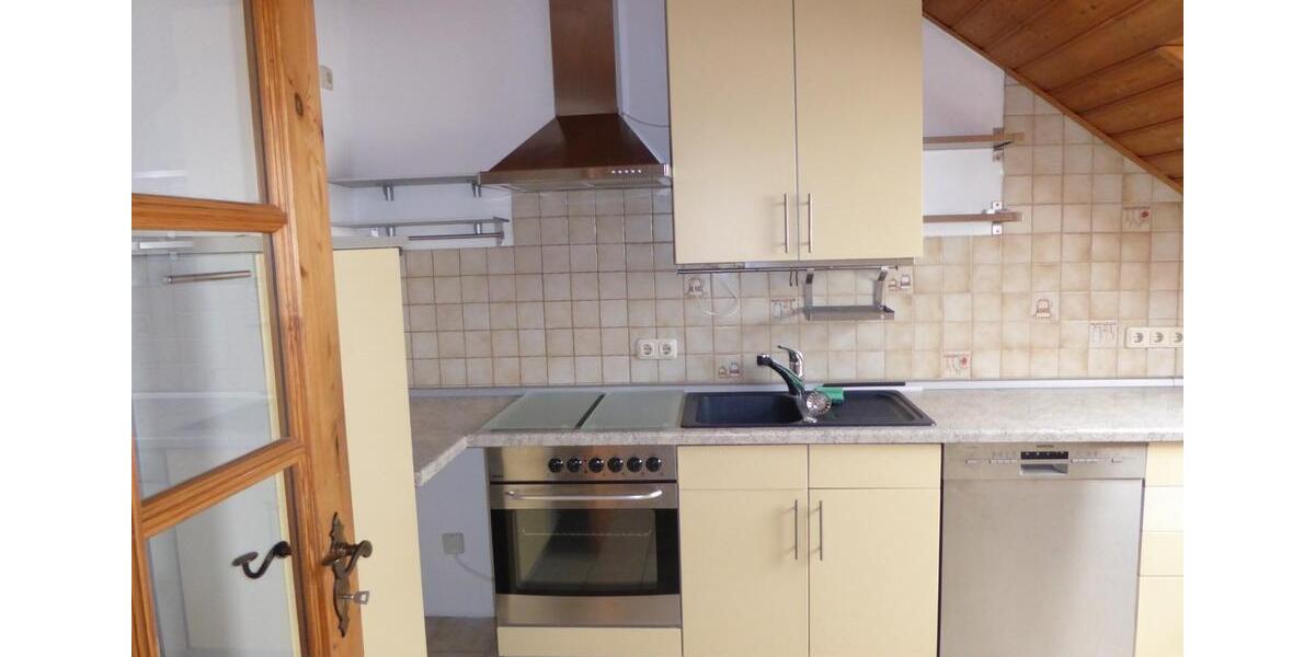 Dachgeschoßwohnung Mainz Laubenheim - 3 Zimmer, 100 m&sup2;, 1.300&euro; | Angebot:25619947