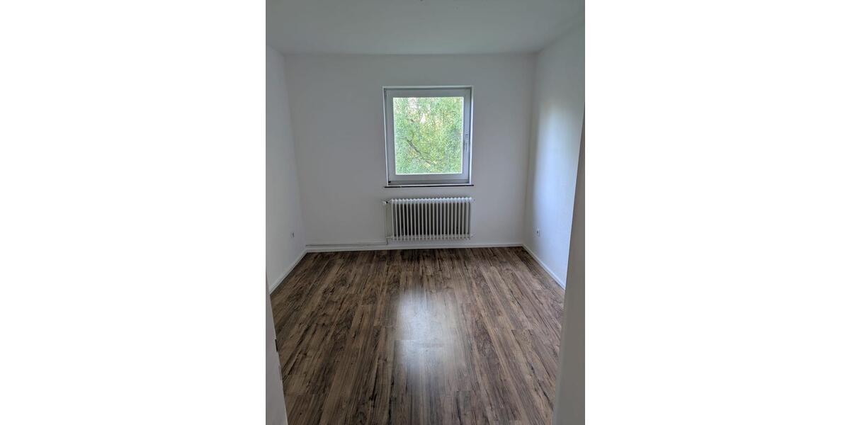Etagenwohnung Wilhelmshaven Altengroden - 4 Zimmer, 80 m&sup2;, 600&euro; | Angebot:26518161