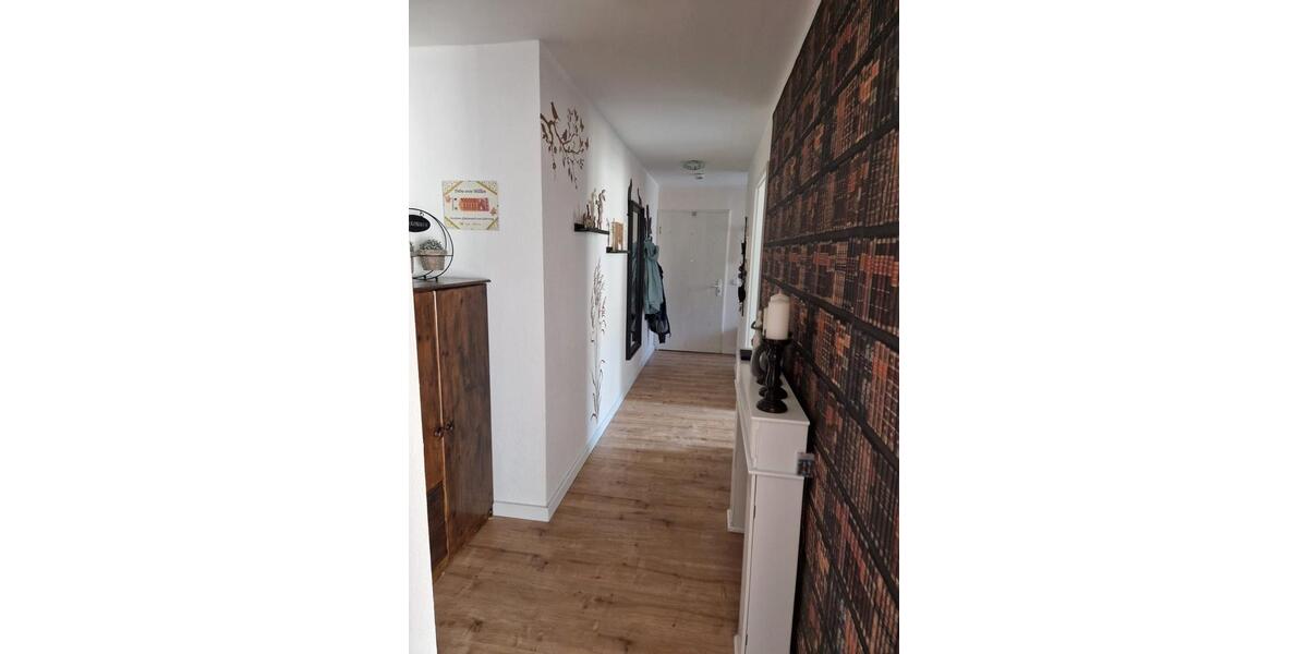 Etagenwohnung Dessau-Roßlau Roßlau - 3 Zimmer, 80 m&sup2;, 590&euro; | Angebot:26534911