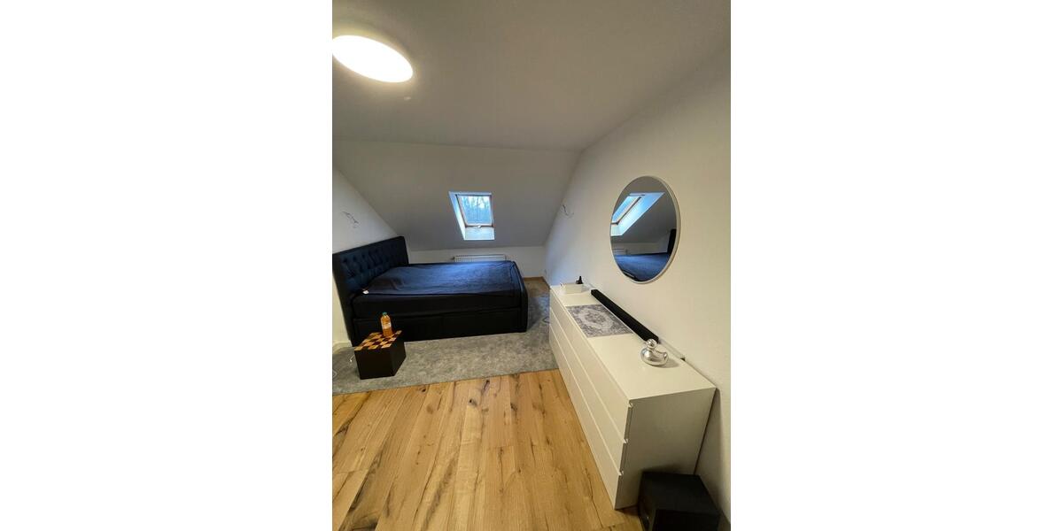 Dachgeschoßwohnung Chemnitz Kapellenberg - 2 Zimmer, 61 m&sup2;, 530&euro; | Angebot:26700045