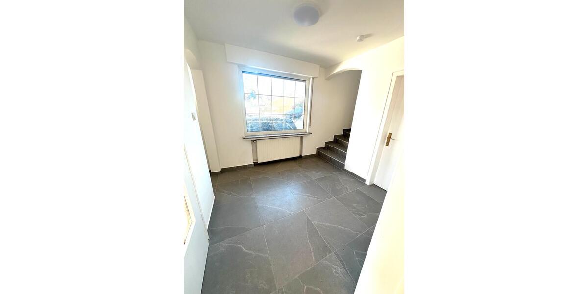 Erdgeschoßwohnung Menden (Sauerland) Bösperde - 5 Zimmer, 105 m&sup2;, 1.400&euro; | Angebot:25418030