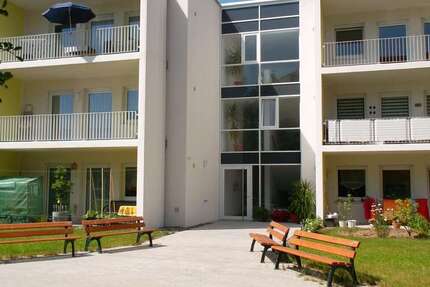 Wohnung Roding Wiesthal - 2 Zimmer, 56 m&sup2;, 445&euro; | Angebot:26741514