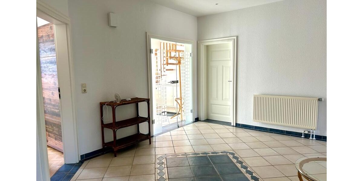 Erdgeschoßwohnung Ostrhauderfehn - 4 Zimmer, 121 m&sup2;, 940&euro; | Angebot:24678143