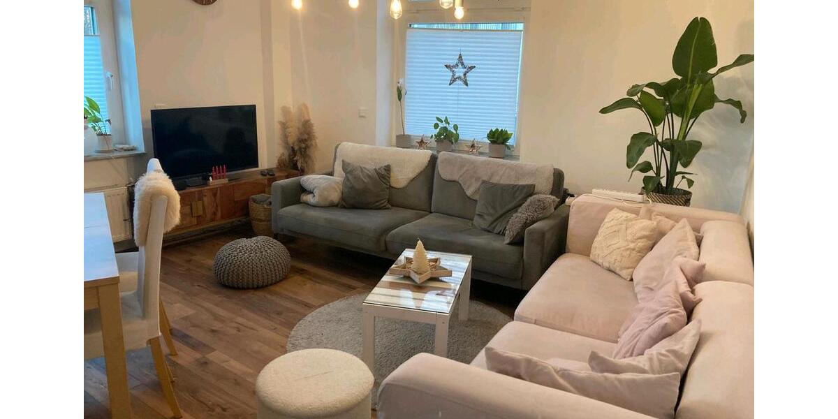 Erdgeschoßwohnung Düsseldorf Stadtbezirk 8 - 3 Zimmer, 80 m&sup2;, 1.585&euro; | Angebot:24740040