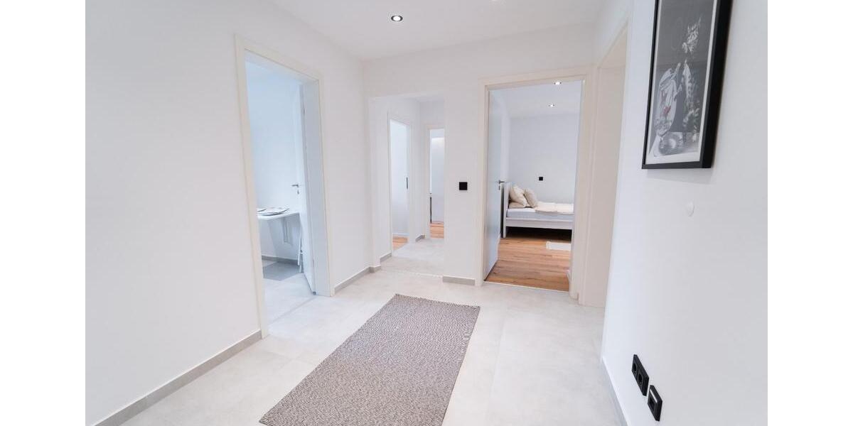 Etagenwohnung München Schwabing-Freimann - 4 Zimmer, 65 m&sup2;, 830&euro; | Angebot:26652002