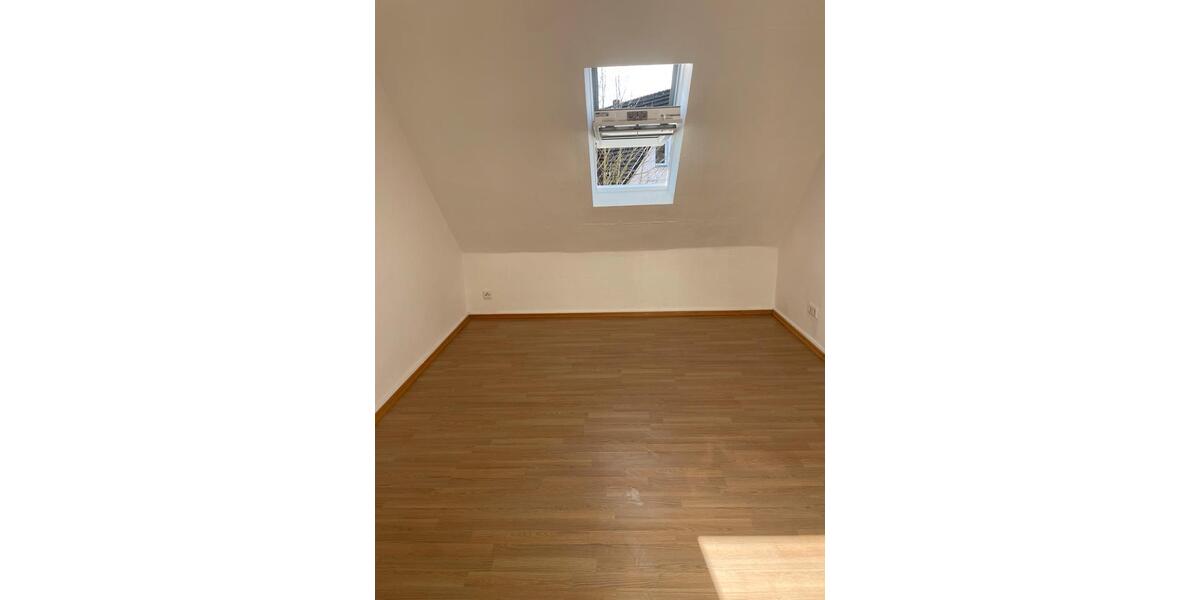 Dachgeschoßwohnung Bad Salzuflen - 2 Zimmer, 55 m&sup2;, 480&euro; | Angebot:25397404