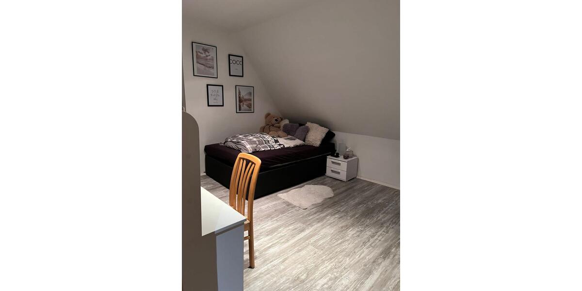Dachgeschoßwohnung Bad Tabarz - 3 Zimmer, 75 m&sup2;, 480&euro; | Angebot:26382574