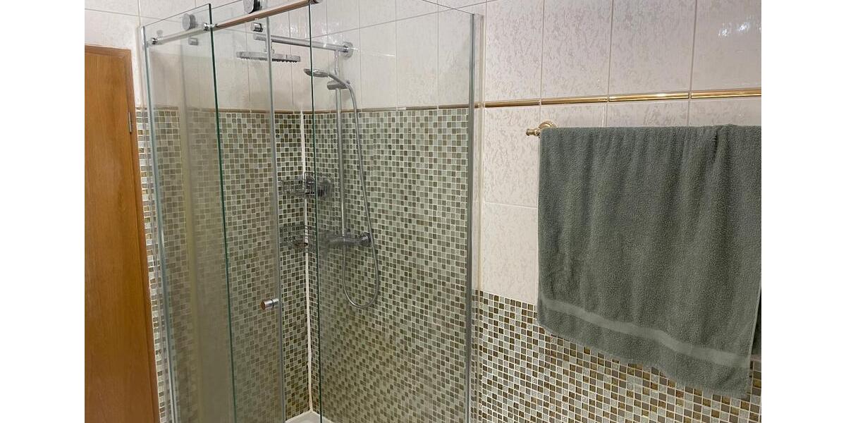 Wohnen auf Zeit Buckenhof - 4 Zimmer, 14 m&sup2;, 440&euro; | Angebot:26541640