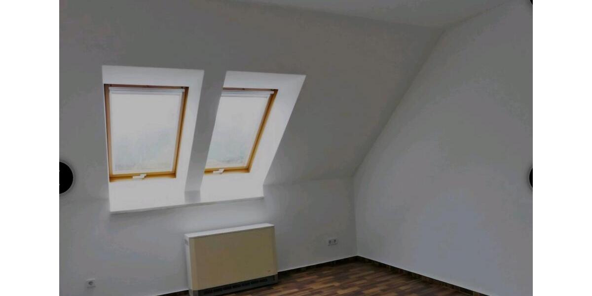 Dachgeschoßwohnung Burgstädt - 3 Zimmer, 69 m&sup2;, 555&euro; | Angebot:26374938