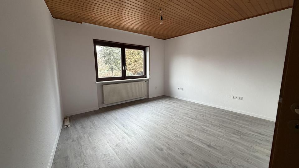 Mehrfamilienhaus, Wohnhaus Schwetzingen - 7 Zimmer, 175 m&sup2;, 2.350&euro; | Angebot:24867911