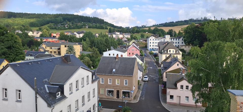 Dachgeschoßwohnung Elterlein - 3 Zimmer, 66 m&sup2;, 360&euro; | Angebot:24785608