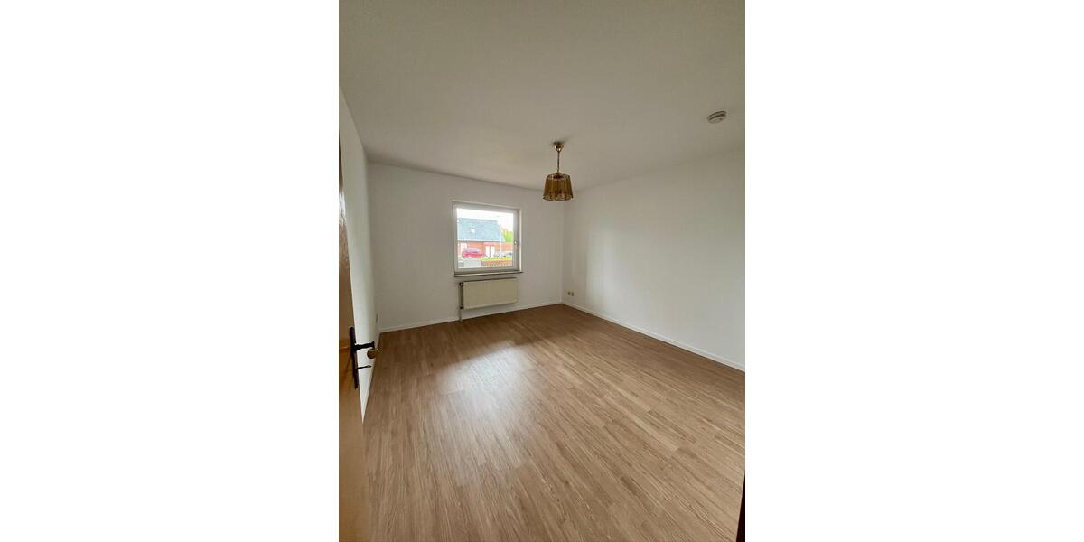 Erdgeschoßwohnung Peine Peine Kernstadt - 3 Zimmer, 78 m&sup2;, 750&euro; | Angebot:26615496