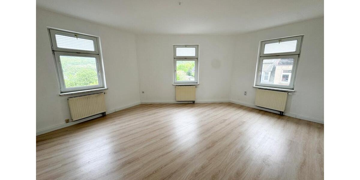 Dachgeschoßwohnung Aue-Bad Schlema Bad Schlema - 2 Zimmer, 64 m&sup2;, 378&euro; | Angebot:26478463
