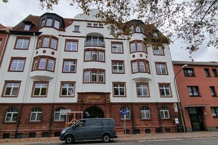 Wohnung Ludwigshafen am Rhein - 4 Zimmer, 125 m&sup2;, 1.200&euro; | Angebot:25961745