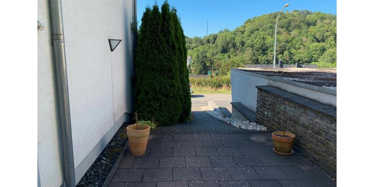 Erdgeschoßwohnung Dillenburg Donsbach - 4 Zimmer, 128 m&sup2;, 900&euro; | Angebot:26127245