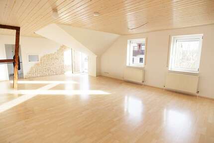 Wohnung zum Mieten in Meeder Wiesenfeld bei Coburg 520 € 79 m² 2 zimmer