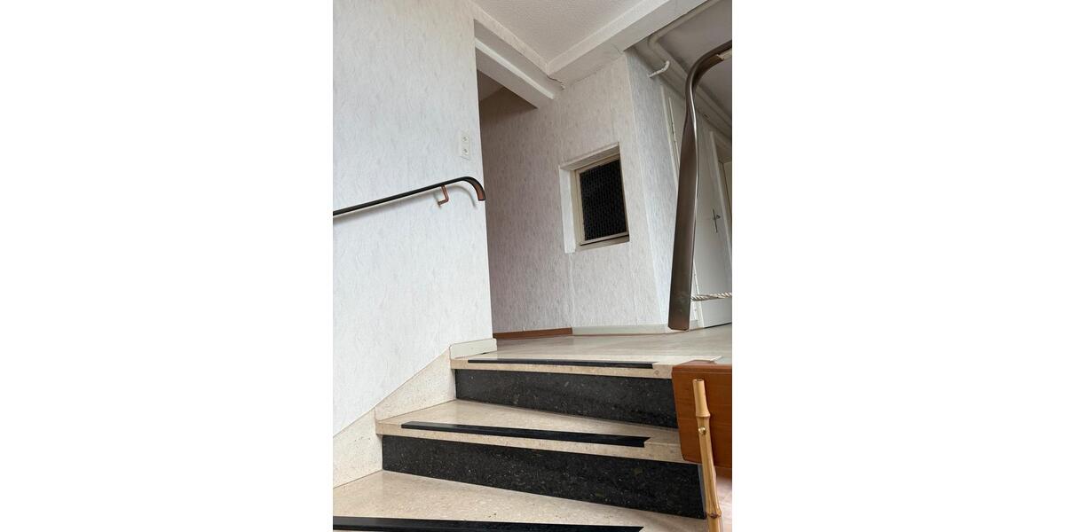 Geräumiges 7-Zimmer-Einfamilienhaus in ruhiger Lage von Aßlar 6.5 zimmer