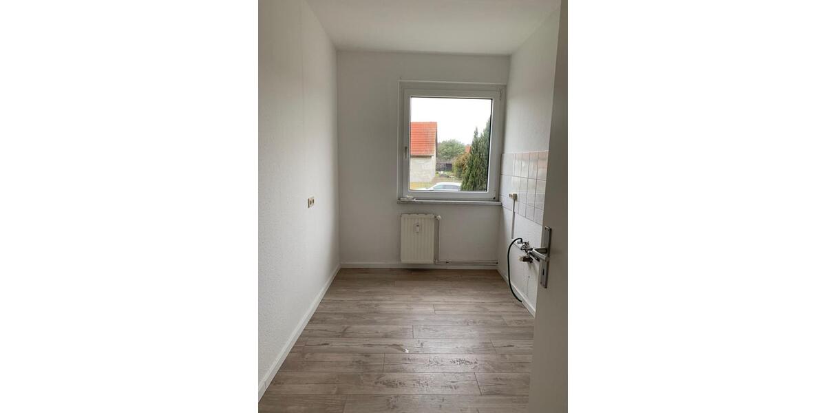 Dachgeschoßwohnung Milower Land - 4 Zimmer, 75 m&sup2;, 600&euro; | Angebot:25628092